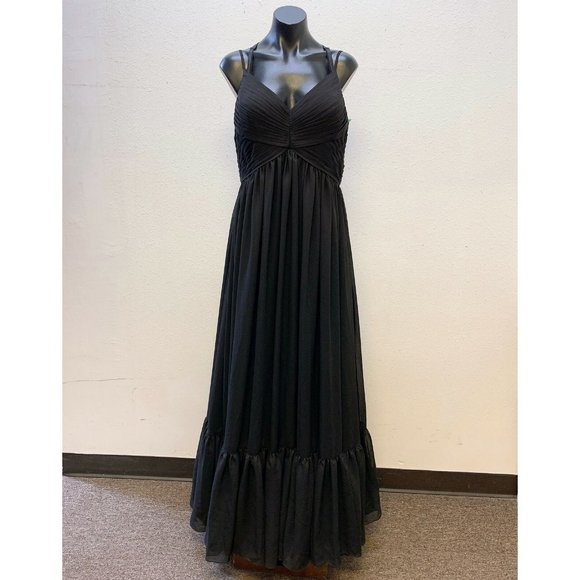 JJ's House Dresses & Skirts - *JJ's House Black Dress Maxi Evening Medium